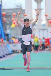 BIB: 5478
                            <button type="button" onclick="openModal(21764852)" class="btn btn-primary btn-sm float-right btn-popup" data-toggle="modal" data-target=".modal-high-quality">
                        <i class="fas fa-shopping-cart"></i> Add to Cart
                    </button>
                                            <button type="button" onclick="isThisMe(21764852, true)" class="btn btn-success btn-sm float-right btn-popup btn-isme hidden" data-toggle="tooltip" data-placement="bottom" title="นี่คือรูปของคุณใช่ไหม คลิกที่นี่เพื่อเอาเข้าอัลบั้ม">
                        <i class="fas fa-plus"></i> Add to album
                    </button>
                    <button type="button" onclick="isThisMe(21764852, false)" class="btn btn-warning btn-sm float-right btn-popup btn-isnotme hidden">
                        <i class="fas fa-ban"></i> Remove from album
                    </button>